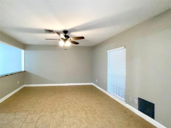 Foto del edificio - 7301 Cook Rd