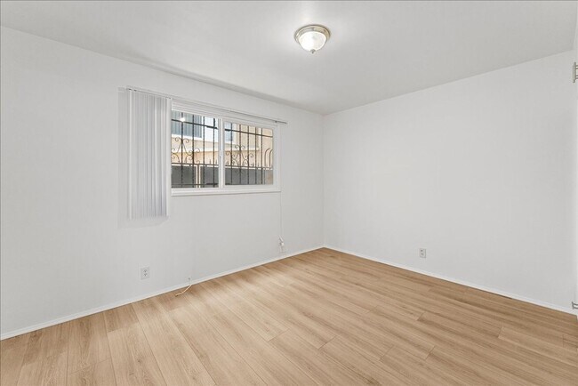 Building Photo - Cozy Culver City Apartment1