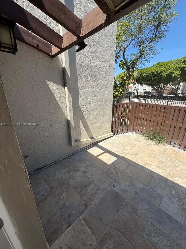 Foto del edificio - 10292 NW 9th St Cir