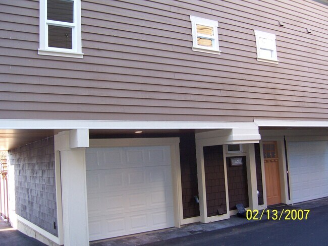 Foto del edificio - 4517 8th Ave NE
