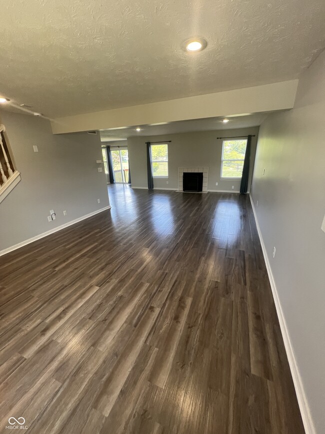 Building Photo - 1239 Highland Lake Way