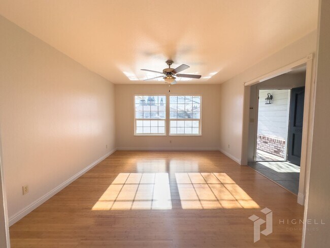 Building Photo - Spacious Chico Home with Pool! LANDSCAPING AND POOL SERVICE INCLUDED!