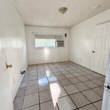 Building Photo - 416 Casey St