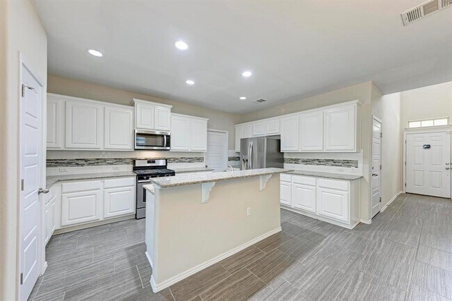 Foto del edificio - 5320 Ingersoll Ln