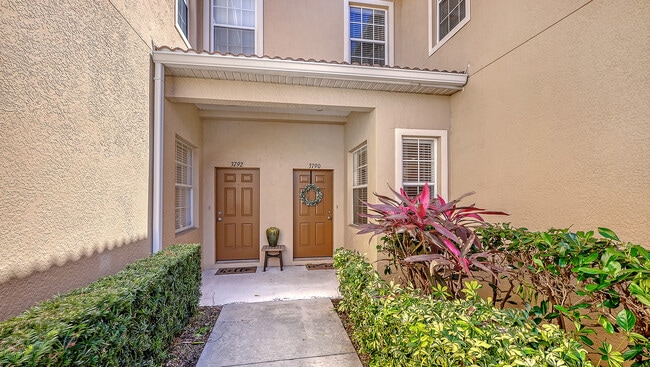 Foto del edificio - 3790 Parkridge Cir