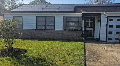 Building Photo - 10510 Sierra Dr