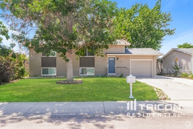 Building Photo - 6910 Fielding Cir