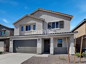 Building Photo - 9744 W Parkway Dr