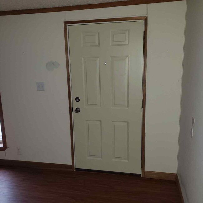 Building Photo - 3406 OH-83