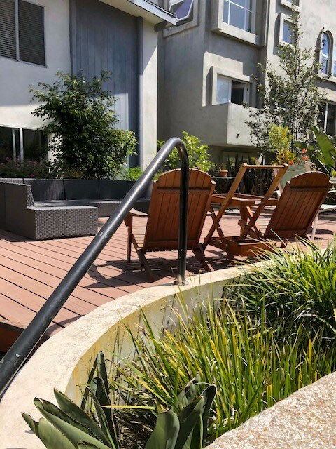 Foto del edificio - 28 Eastwind St