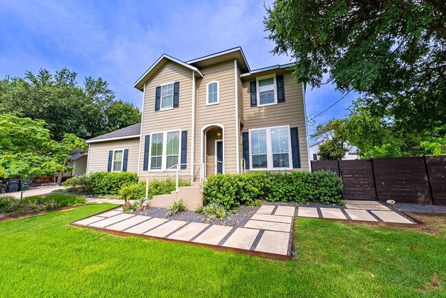 Building Photo - 2600 San Juan Dr
