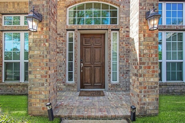 Building Photo - 5741 Emerald Brook Ln