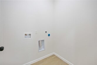 Building Photo - 309 Massachusetts St