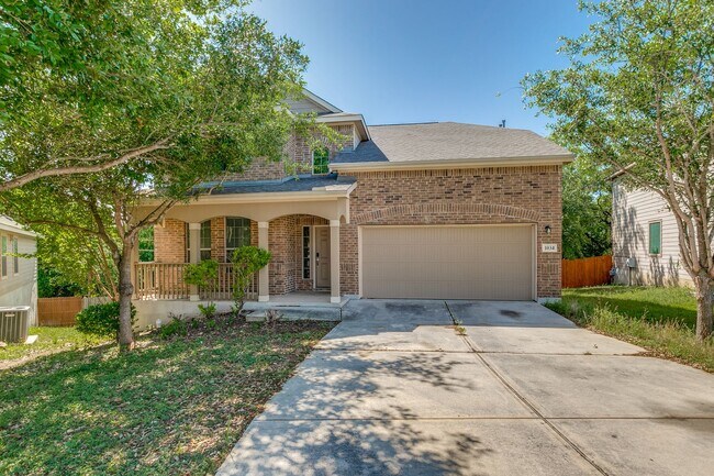 Building Photo - 4-BEDROOM IN TROPHY RIDGE