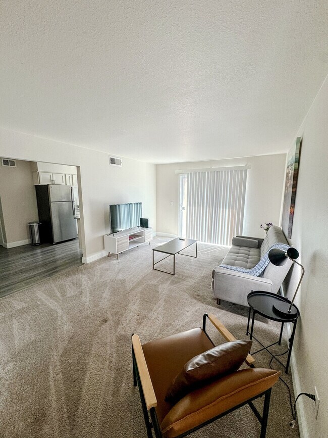 Foto del edificio - 12937 Highland Park Blvd