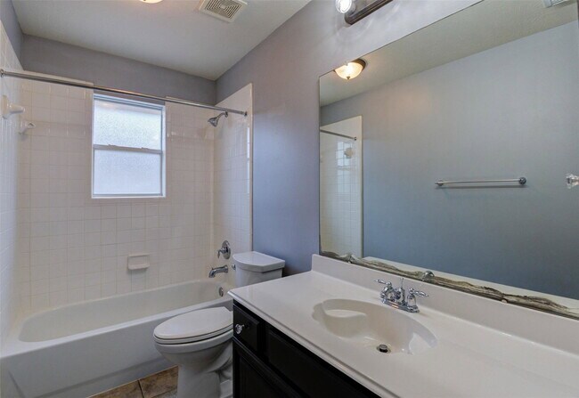 Building Photo - Kerr Lane, Pearland, TX 77584 - 5 BR 3 BA detached house