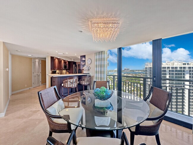 Building Photo - 3000 N Ocean Dr