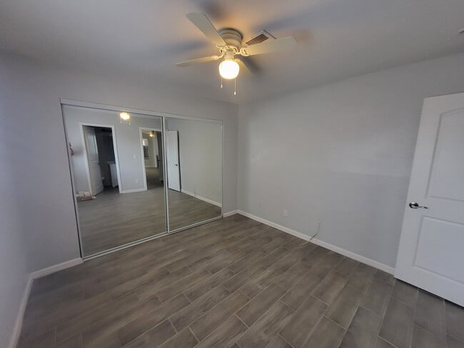 Foto del edificio - 2321 N Jones Blvd