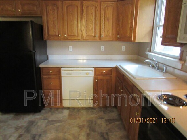 Foto del edificio - 6342 Foxrock Ln