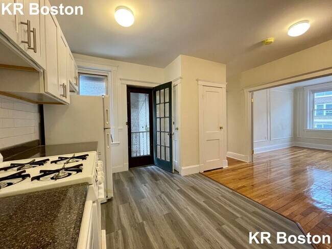 Building Photo - Brighton 2Bed / 1Bath on Vinal St - No Fee...
