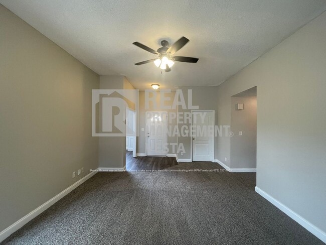 Building Photo - 313 Canterfield Dr