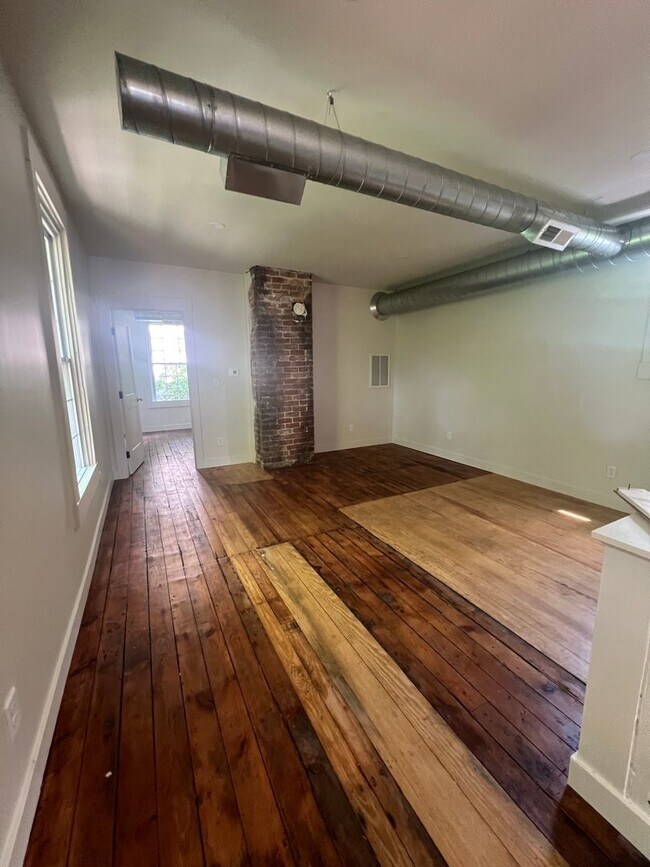 Foto del edificio - 2608 Stanton Ave