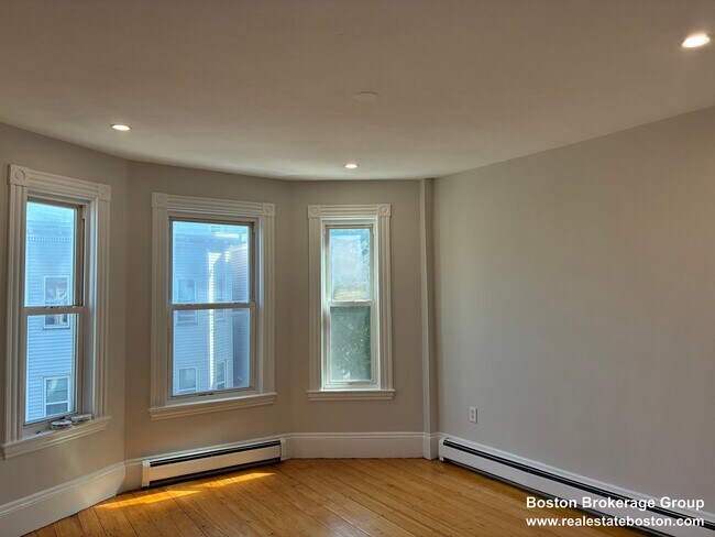 Foto del edificio - 22 Howell St