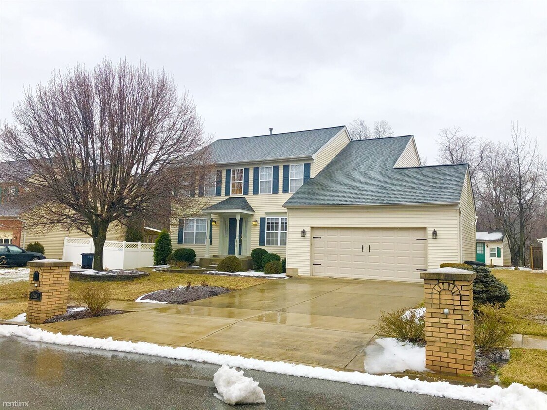 Primary Photo - 4 br, 3.5 bath House - 1201 Consideration Ln