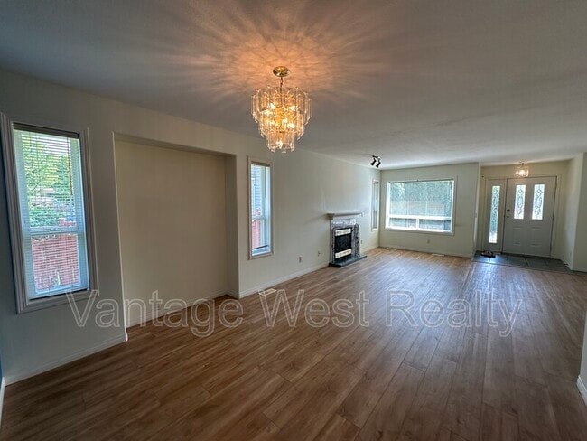 Building Photo - 1160 Kneller Ct