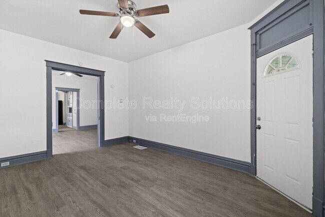 Building Photo - 510-512 Fassen Street