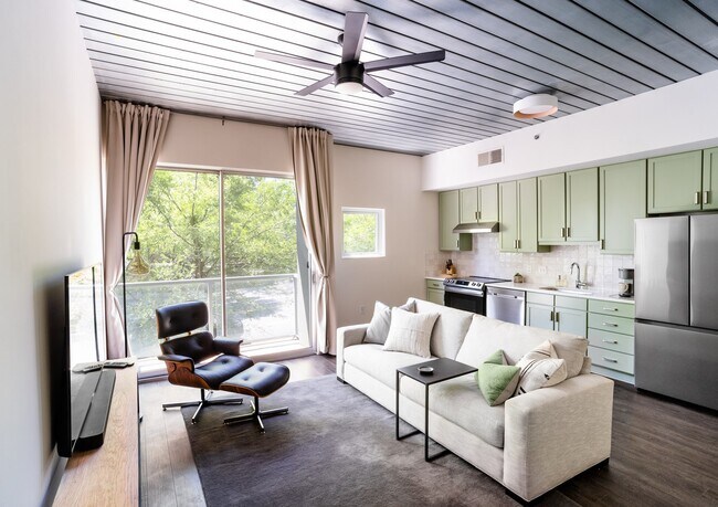 Foto del edificio - 620 Glen Iris Dr NE