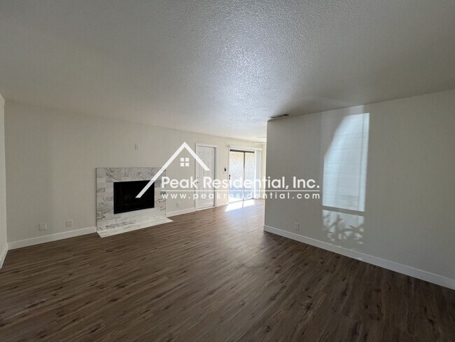 Building Photo - 3 br, 2 bath House - 5952 Kenneth Avenue