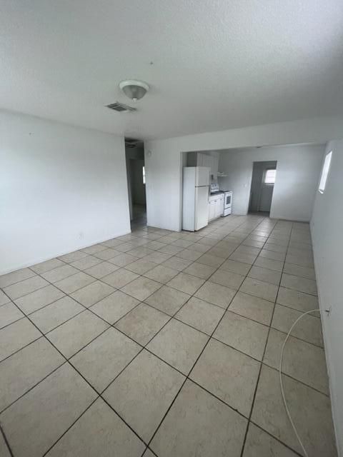 Foto del edificio - 4998 Kirk Rd