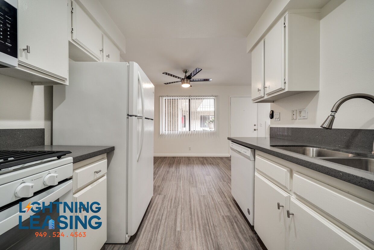 Foto principal - 5121-5125 Klump Ave