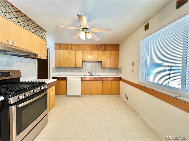 Foto del edificio - 3116 Racine St