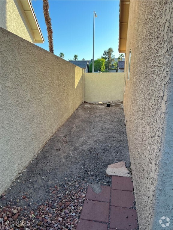 Building Photo - 830 Woodtack Cove Way
