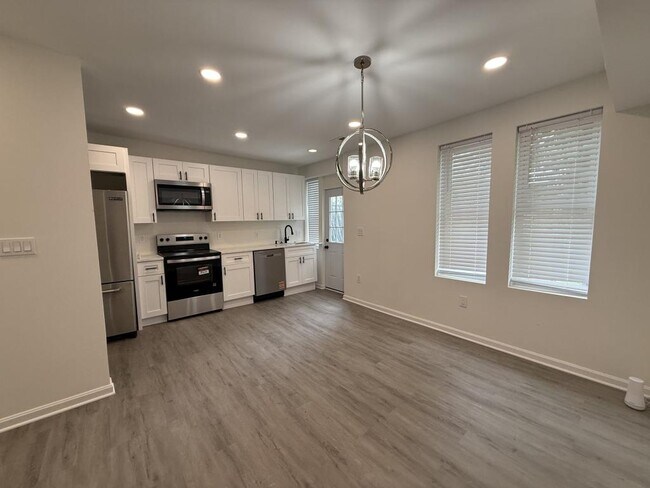 Foto del edificio - 5215 Ready Ave