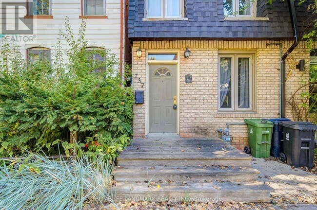 Building Photo - 237 Ontario St