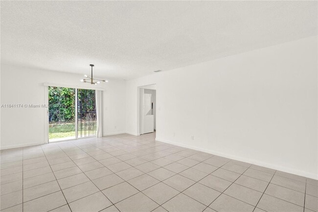 Foto del edificio - 941 SW 7th Ct