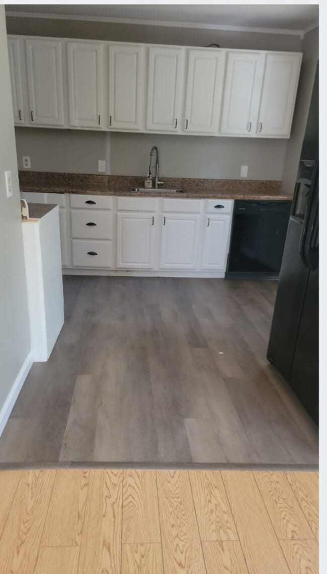 Building Photo - 2110 Miller St