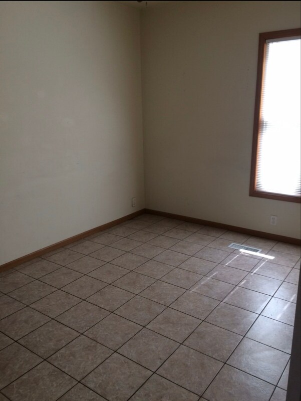 Foto del edificio - 1611 Charles St