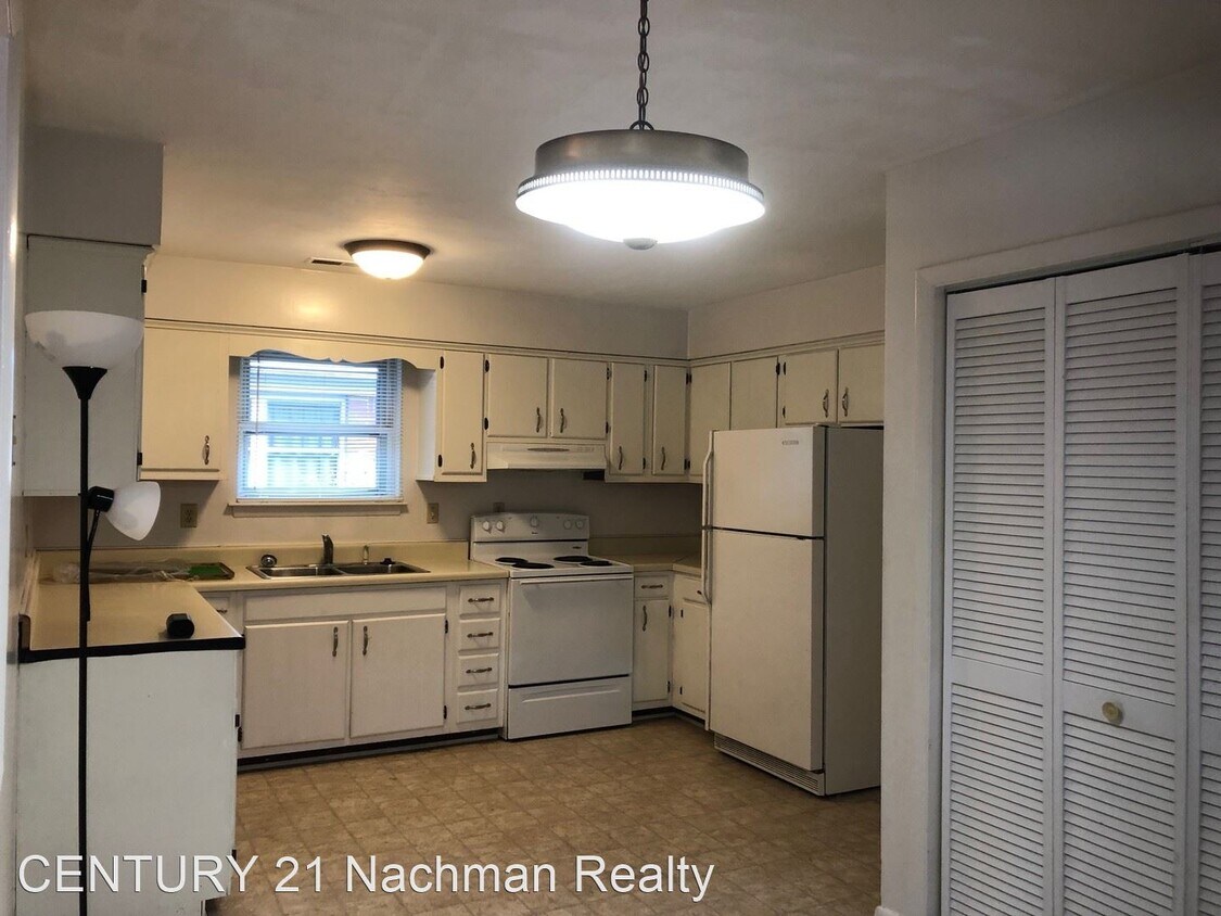 Building Photo - 4 br, 2 bath House - 1632 Waff Road