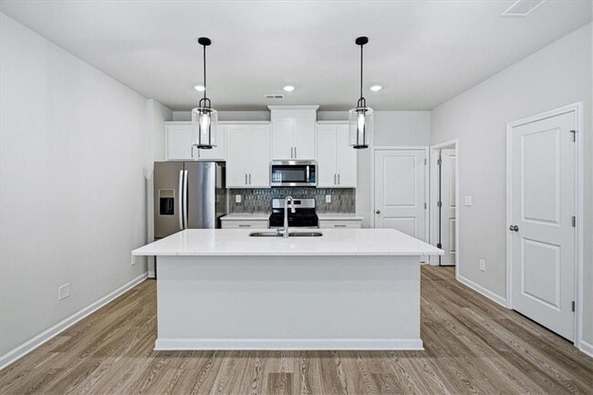 Building Photo - 2238 Ashton Dr