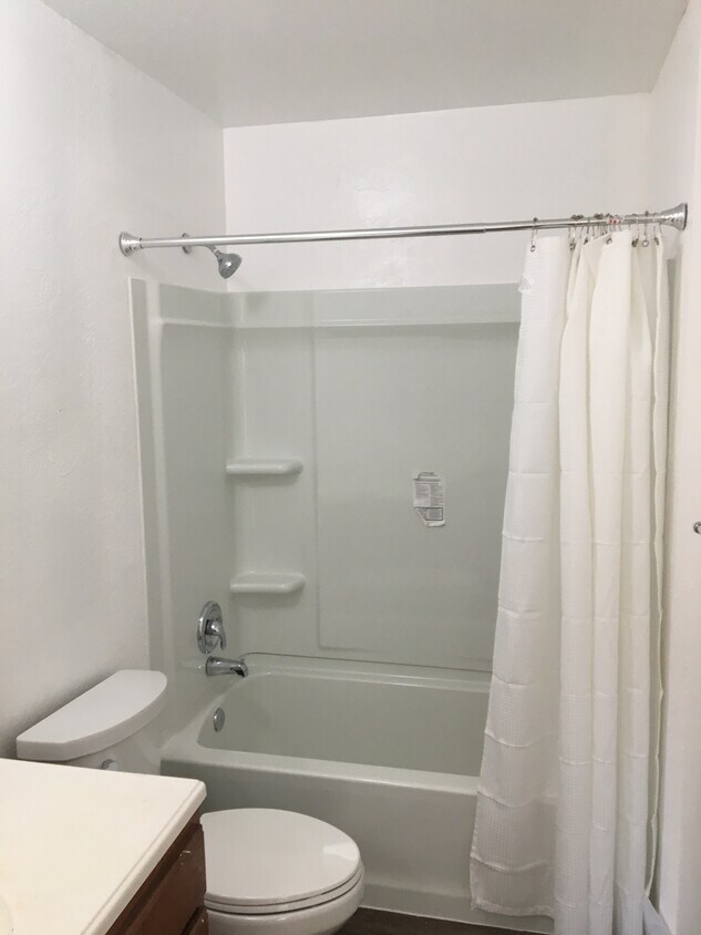 Primary Photo - 229 S 7th St