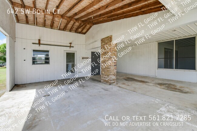 Foto del edificio - 642 SW Bolin Ct