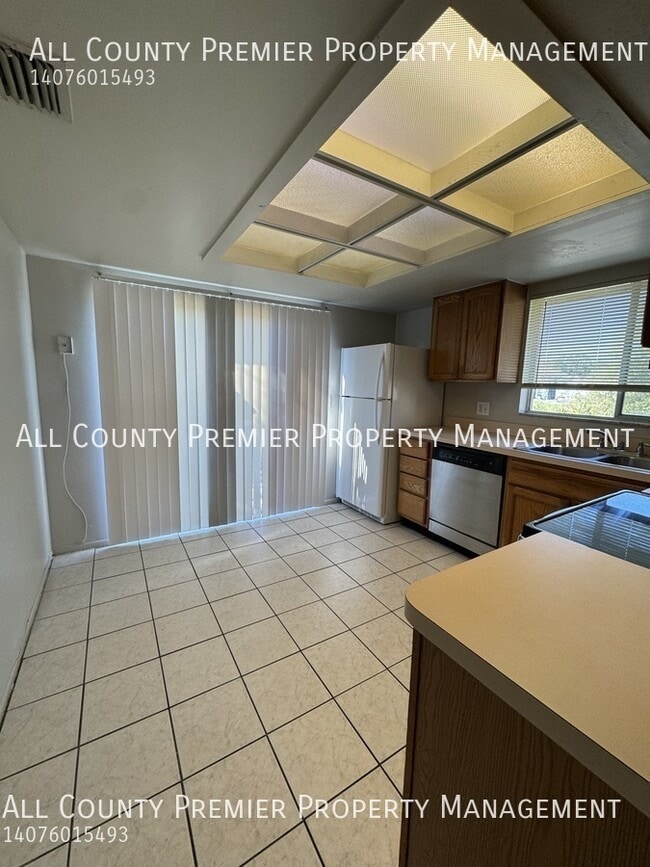 Photo - 2264 Greenview Cir House