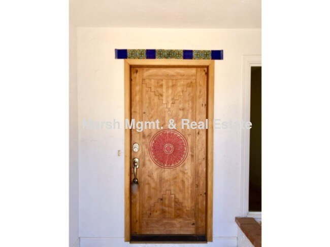 Photo - Beautifully updated 2 bedroom townhome on ...