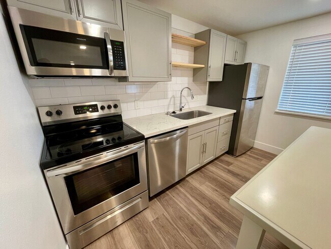Foto del edificio - 1504-1504 120th St S