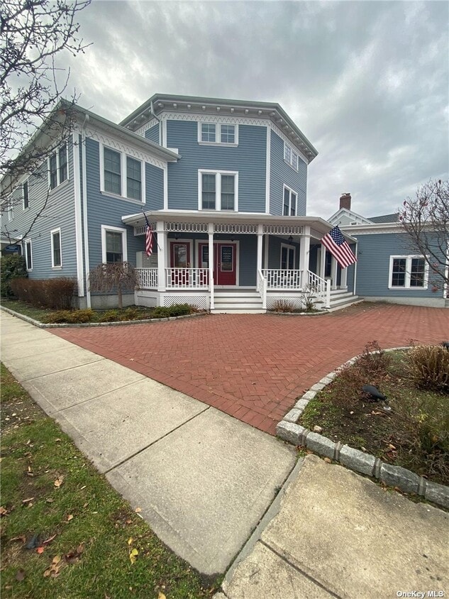 Primary Photo - 67 W Main St