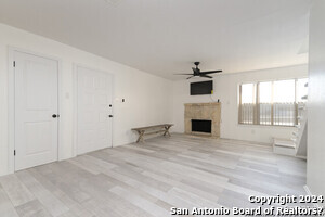 Building Photo - 10527 Perrin Beitel Rd